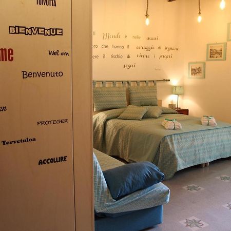Dimora Via Col Vento Apartment เนเปิลส์ ภายนอก รูปภาพ