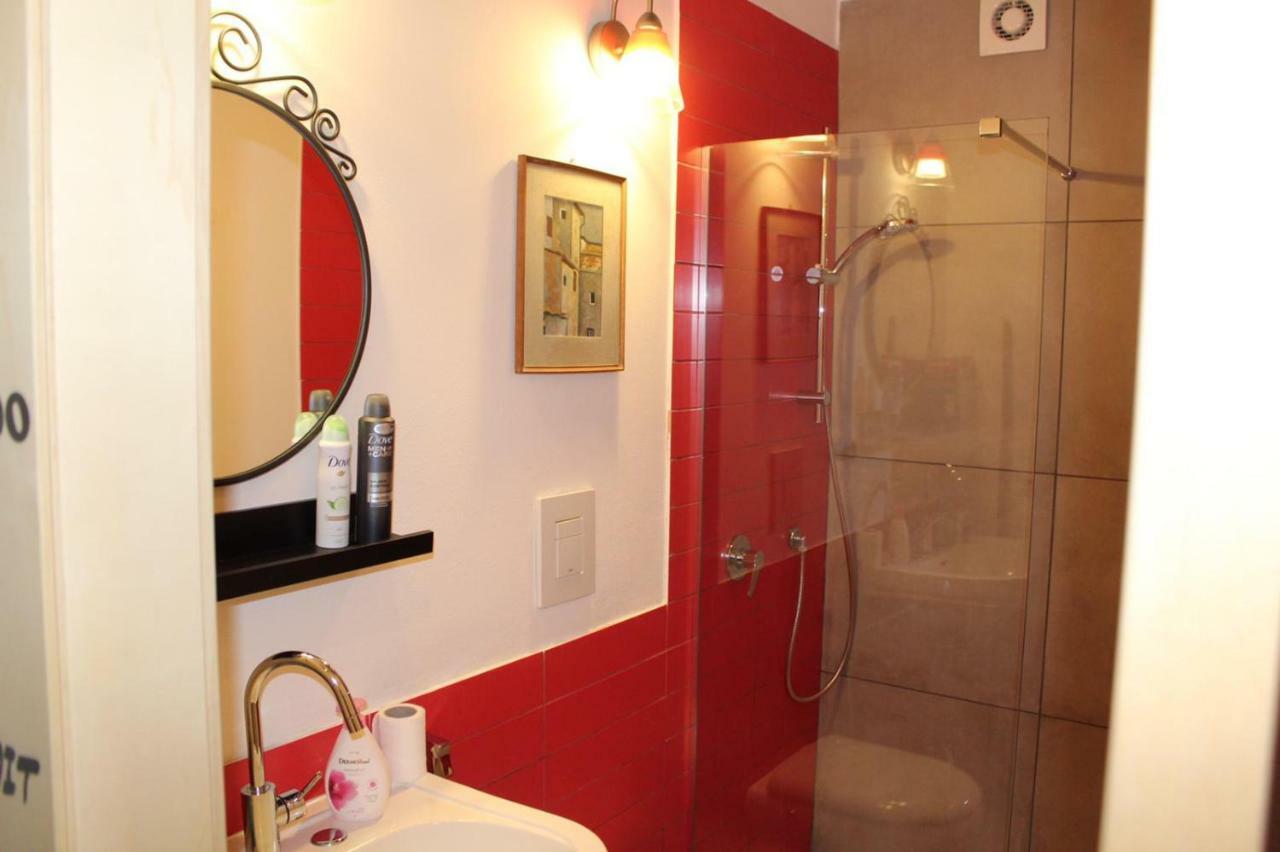 Dimora Via Col Vento Apartment เนเปิลส์ ภายนอก รูปภาพ