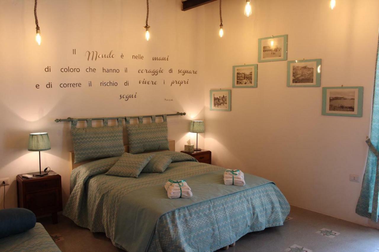 Dimora Via Col Vento Apartment เนเปิลส์ ภายนอก รูปภาพ