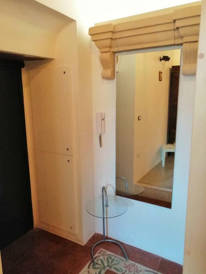 Dimora Via Col Vento Apartment เนเปิลส์ ภายนอก รูปภาพ